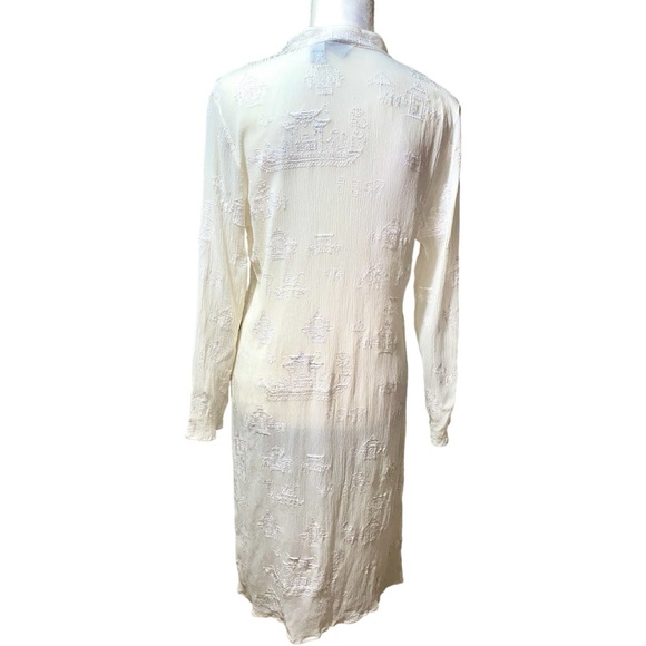 Chico’s Embroidered Silk Tunic Sz 1 (M) - Picture 2 of 11